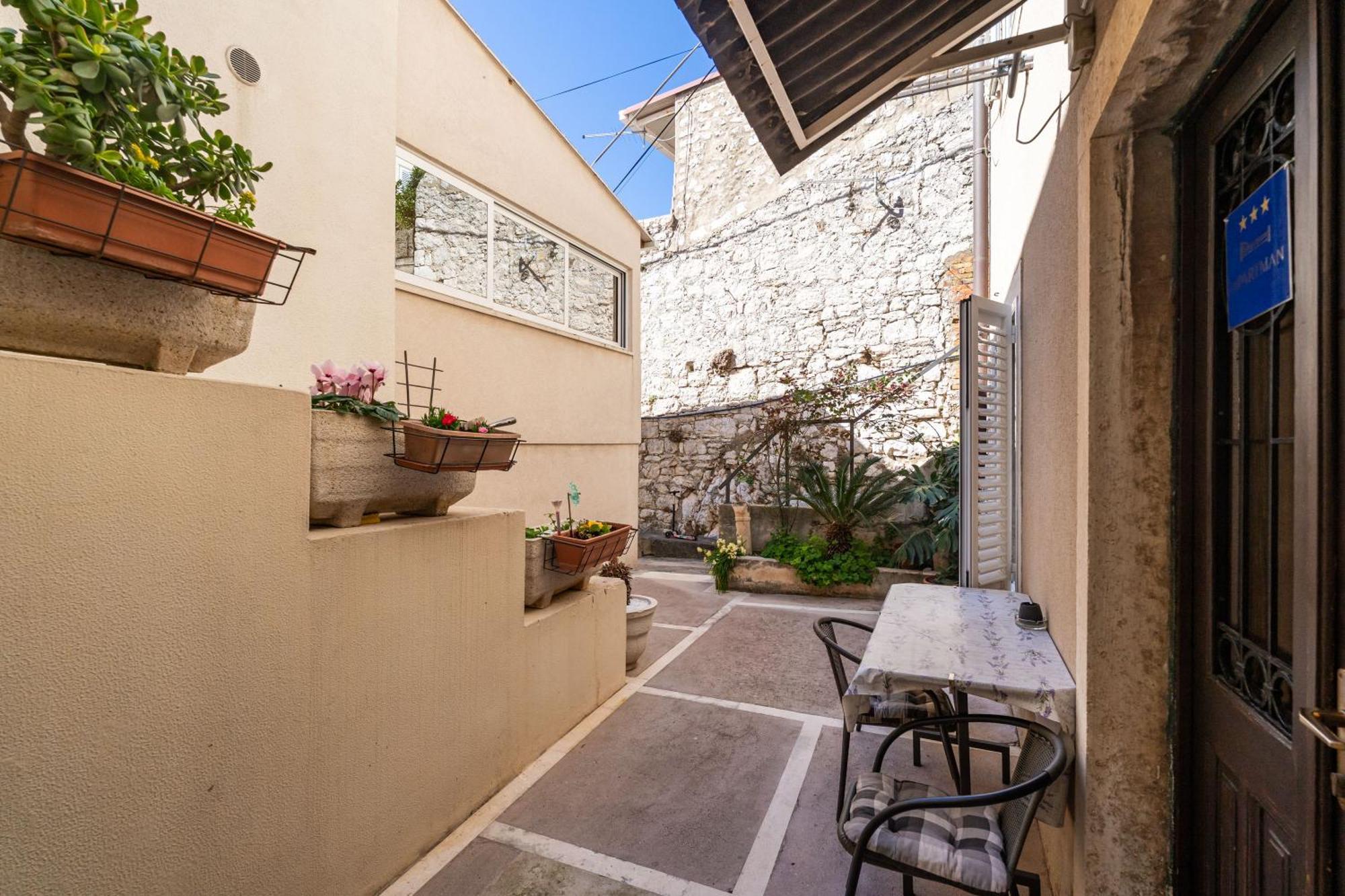 Apartment Family Tokic Dubrovnik Exterior photo